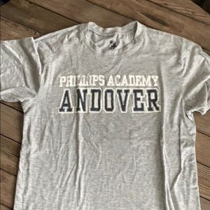 Phillips Academy t shirt andover size M